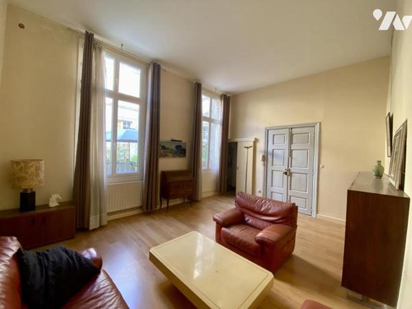 AVIGNON intra-muros, appartement de 72m² en duplex