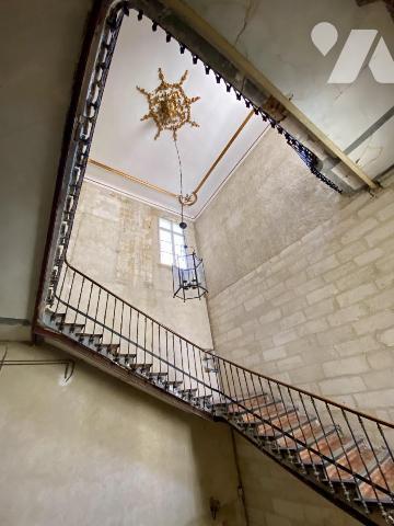 AVIGNON intra-muros, appartement de 72m² en duplex