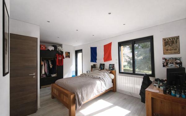 Maison à vendre    6 pièces •  Seynod