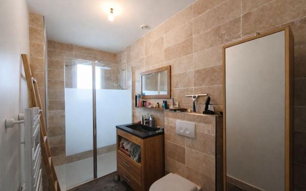 Maison à vendre    6 pièces •  Seynod