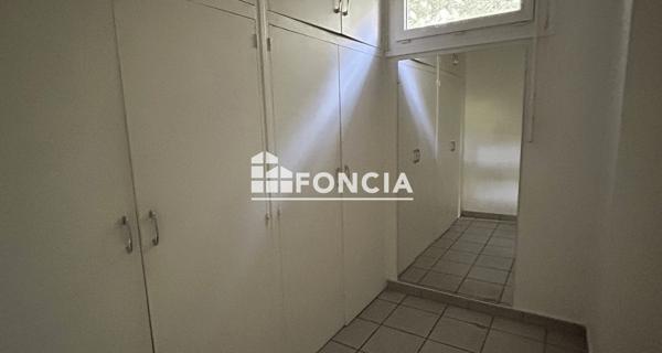 Location Appartement 3 pièces 76.27 m² - Saint-étienne 42100