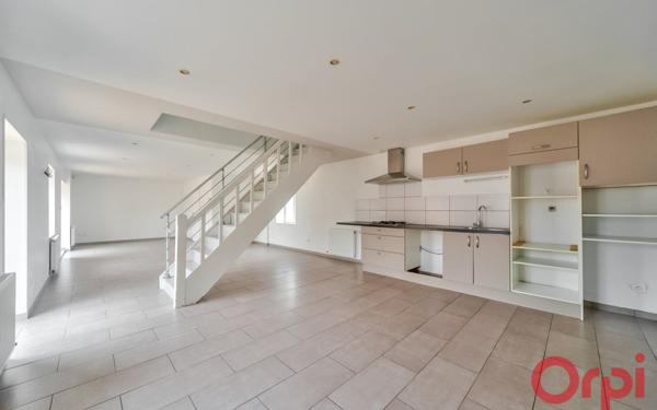 Appartement à vendre    4 pièces • 110 m2 Charnay-lès-Mâcon