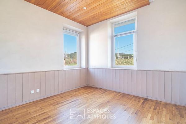 Appartement de caractère rénové et sa terrasse