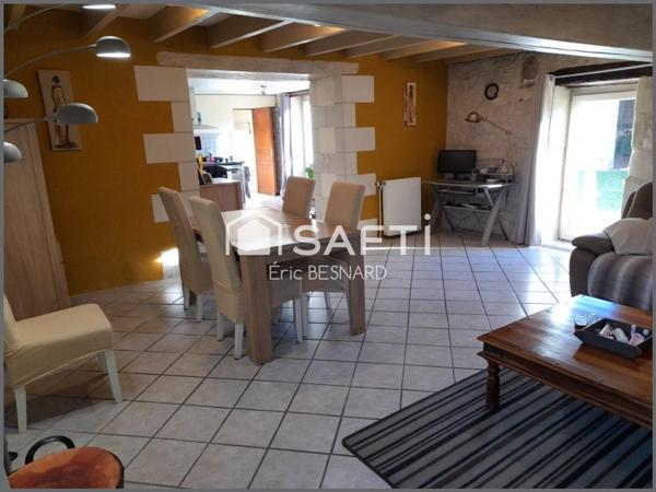 Corps de ferme de 7 pièces 180m2 environ 86200 LA ROCHE RIGAULT