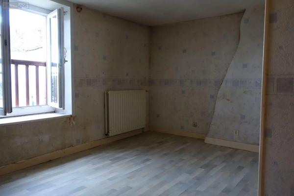 Achat - Maison Saint-Amand-Montrond 18200 4 pièces 91 m 2 495 m 2