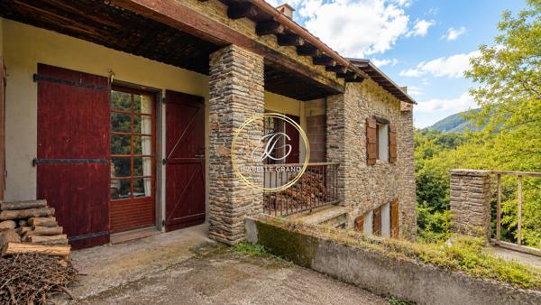 Maison
         4 pièces
        - 114 m² 159 000 € *