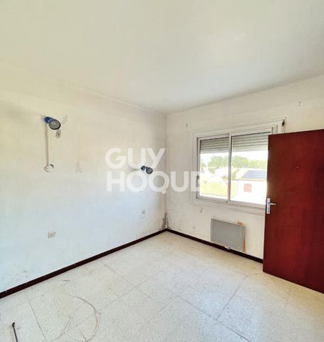 TOULOUGES immeuble 4 faces, 3 appartements, un garage + terrain encore constructible