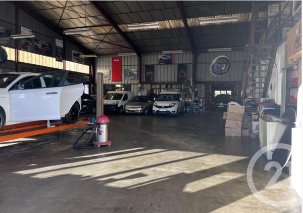 Immeuble à vendre  700 m2 MABLY - 42