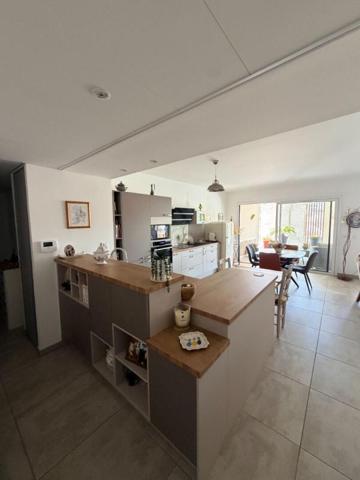 Appartement  5 pièce(s) 98.71 m2       DEUX  GRANDE TERRASSE  + GARAGE