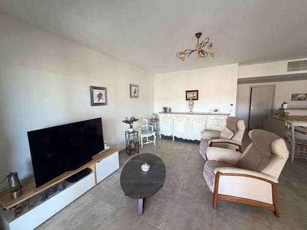 Appartement  5 pièce(s) 98.71 m2       DEUX  GRANDE TERRASSE  + GARAGE