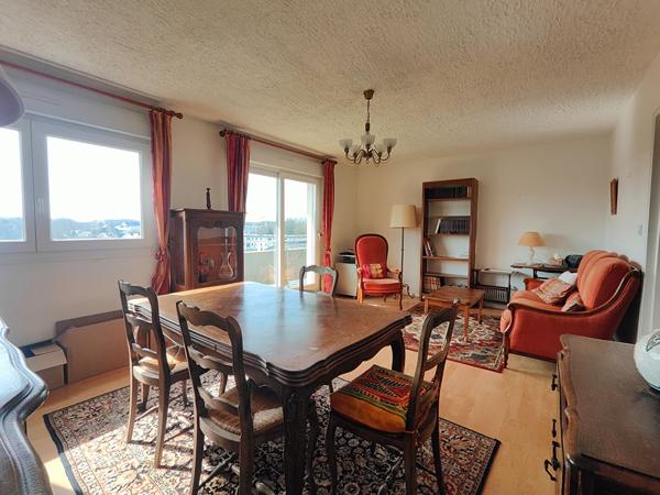 APPARTEMENT T4 A VENDRE BREST - KERICHEN - KERINOU - Résidence sécurisée avec ascenseur et accès PMR