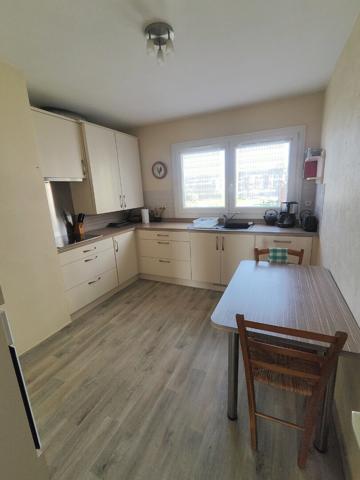 APPARTEMENT T4 A VENDRE BREST - KERICHEN - KERINOU - Résidence sécurisée avec ascenseur et accès PMR