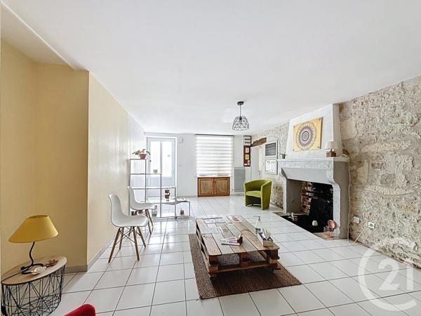 Maison à vendre  3 pièces - 84 m2 STE HERMINE - 85