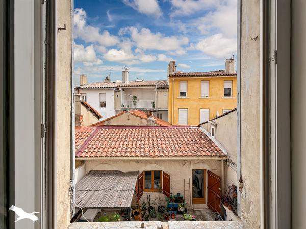 Appartement 180 000 € Marseille 05 3 p 54 m² DPE D