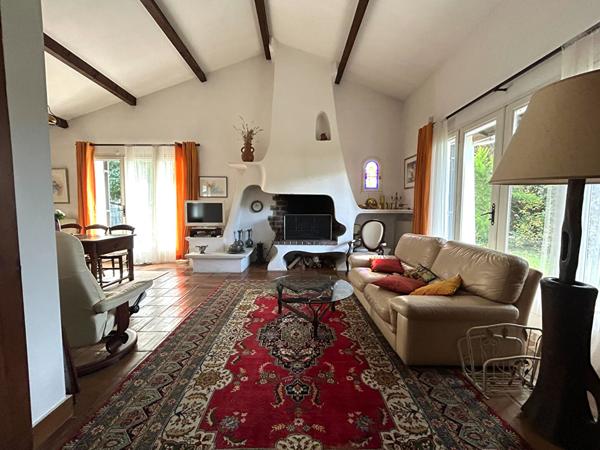 Maison Saint Medard En Jalles 6 pièce(s) 168 m2