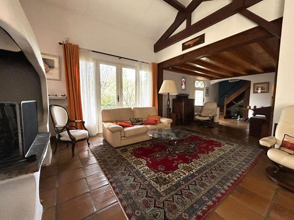 Maison Saint Medard En Jalles 6 pièce(s) 168 m2