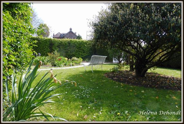 En vende cette belle maison au bord de la mer