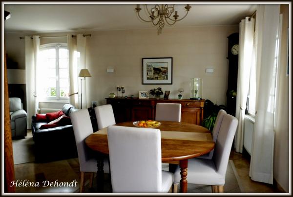 En vende cette belle maison au bord de la mer