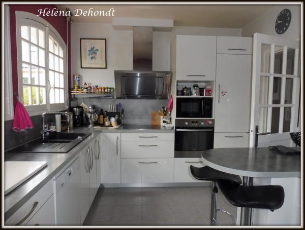 En vende cette belle maison au bord de la mer