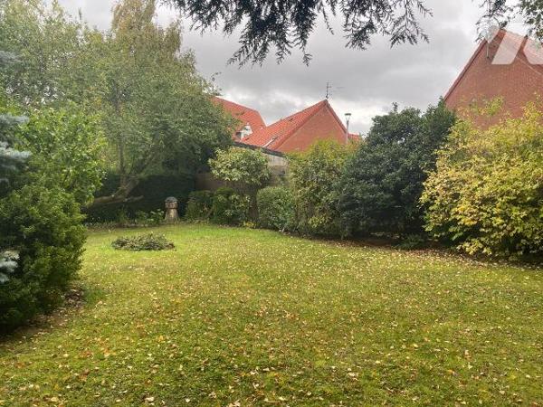 A VENDRE à BAILLEUL dans le NORD (59) : TERRAIN CONSTRUCTIBLE DE 913m² EXPOSE SUD-OUEST, EN ZON...