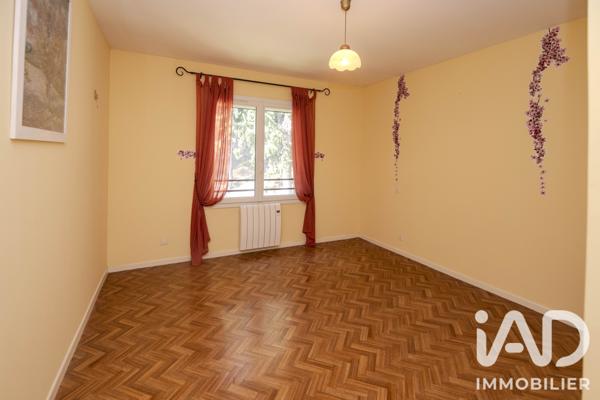 Maison à vendre 7 pièces 151 m² Aramon