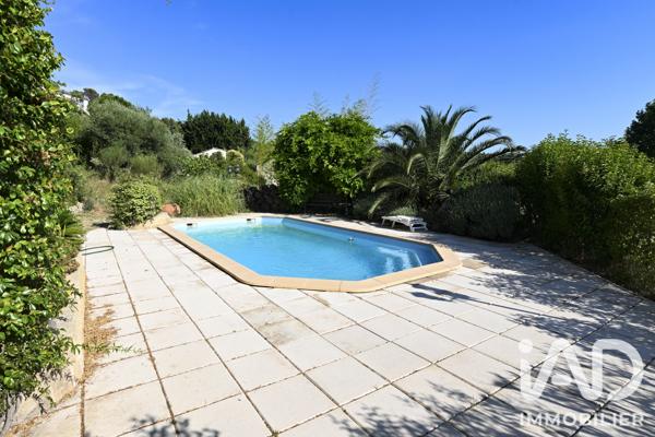 Maison à vendre 7 pièces 151 m² Aramon