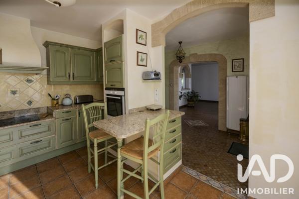 Maison à vendre 7 pièces 151 m² Aramon