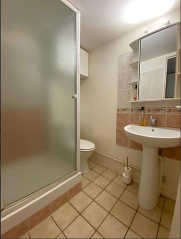 Leucate (11370) Bord du lac marin / maison mitoyenne T1BIS meublée