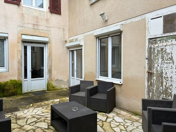 Maison de ville à Civray