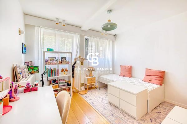 Appartement 8 pièces à vendre Neuilly sur Seine - 92200 / Réf: 22003-BC