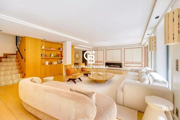 Appartement 8 pièces à vendre Neuilly sur Seine - 92200 / Réf: 22003-BC