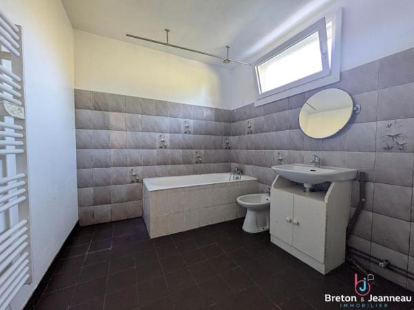 Maison quelques kilomètres de Sillé le guillaume