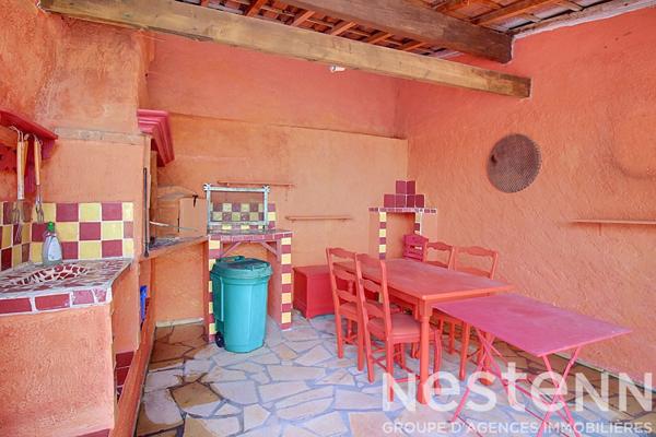 A vendre à Draguignan - Propriété de caractère avec vue panoramique, piscine et beaux volumes