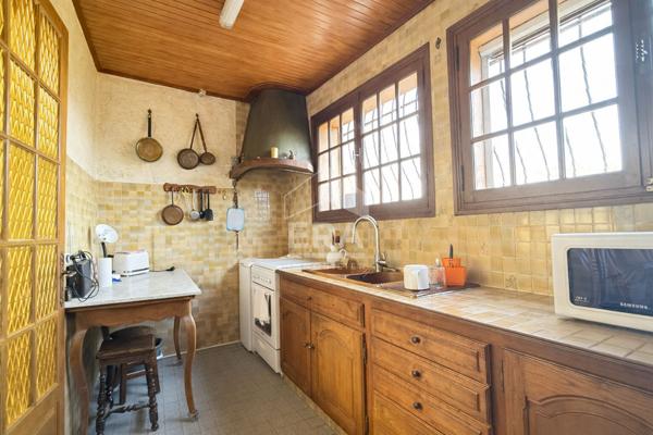 MAISON INDIVIDUELLE 7 PIECES 175 M²