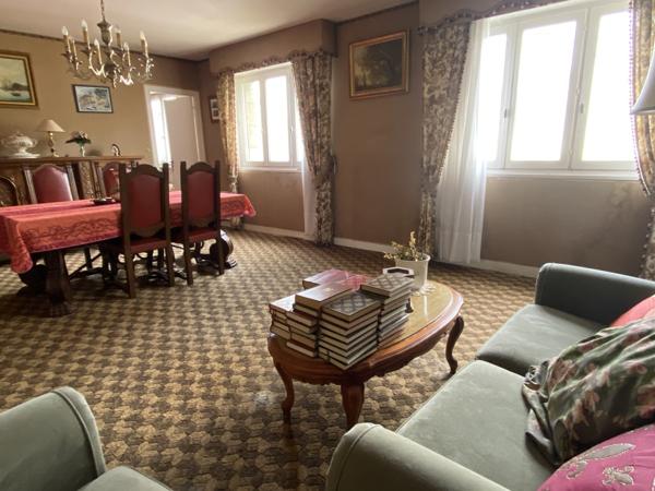 Le Relecq-Kerhuon (29480) En impasse bonne construction à rénover entièrement