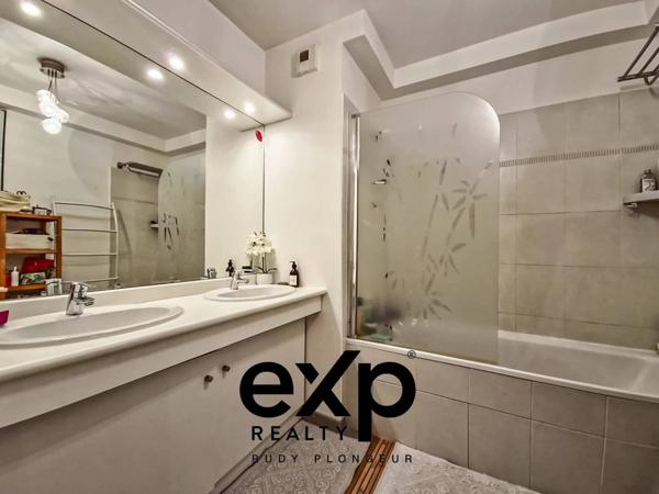 Appartement T3 de 64,19m2 Loi Carrez + Terrasse + Parking en sus