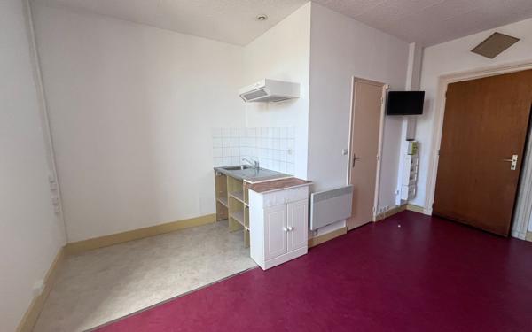 Appartement à vendre    1 pièce •  Saujon