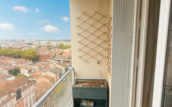 Appartement à vendre    3 pièces • 46,49 m2 Toulouse