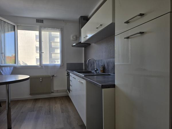 Troyes, appartement T4 avec garage. Détails des diagnostics énergétiques