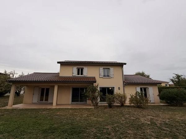 VILLA A LOUER - MONTANAY 187.88 m 2 - 2 089 € charges comprises par mois