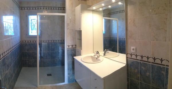 VILLA A LOUER - MONTANAY 187.88 m 2 - 2 089 € charges comprises par mois