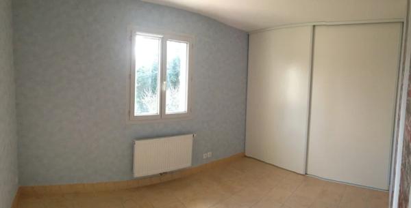 VILLA A LOUER - MONTANAY 187.88 m 2 - 2 089 € charges comprises par mois