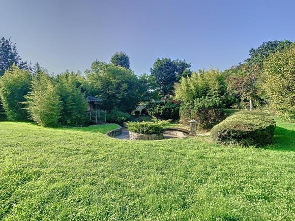 Maison 292 m² 8 pièces 1700 m² de terrain