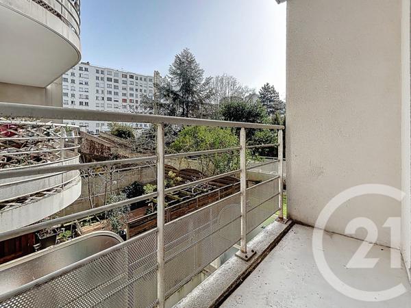 Appartement F1 à vendre  1 pièce - 33,01 m2 LE KREMLIN BICETRE - 94