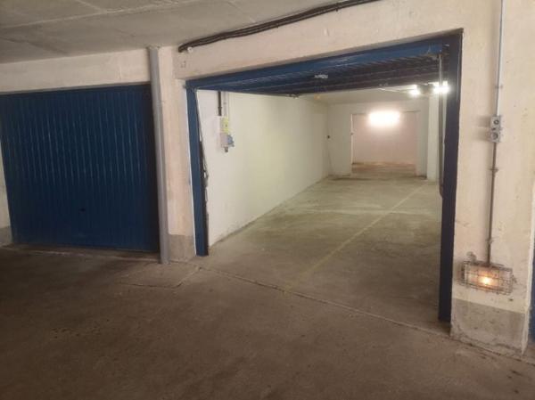RARE – Grand garage / local de 115 m² – Saint-Nazaire Parc Paysager – Accès sécurisé