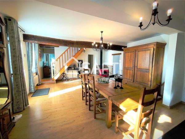 Maison en plein centre village avec dépendance de 85m2 à habiliter