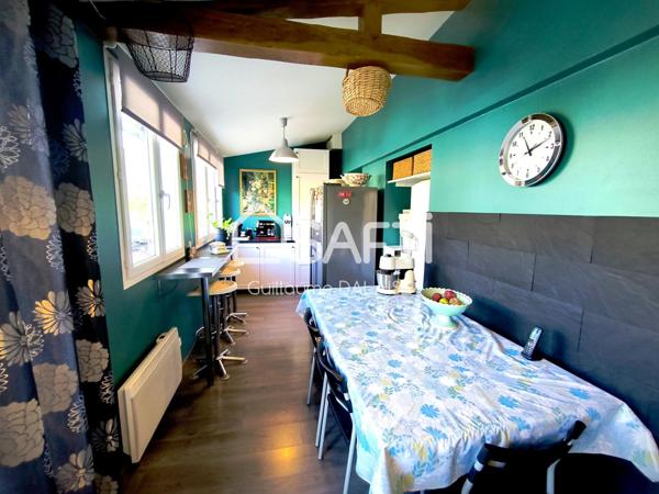 Maison en plein centre village avec dépendance de 85m2 à habiliter