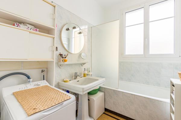 SPLENDIDE APPARTEMENT. LES HALLES DE TOURS