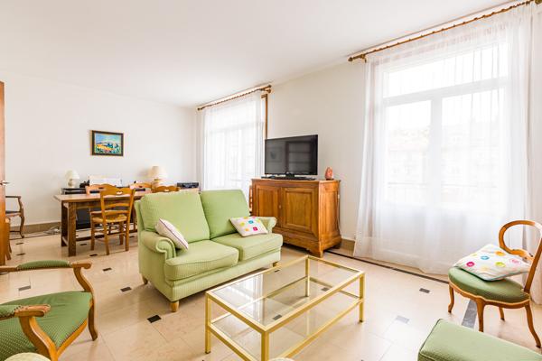 SPLENDIDE APPARTEMENT. LES HALLES DE TOURS