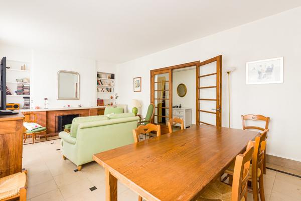 SPLENDIDE APPARTEMENT. LES HALLES DE TOURS